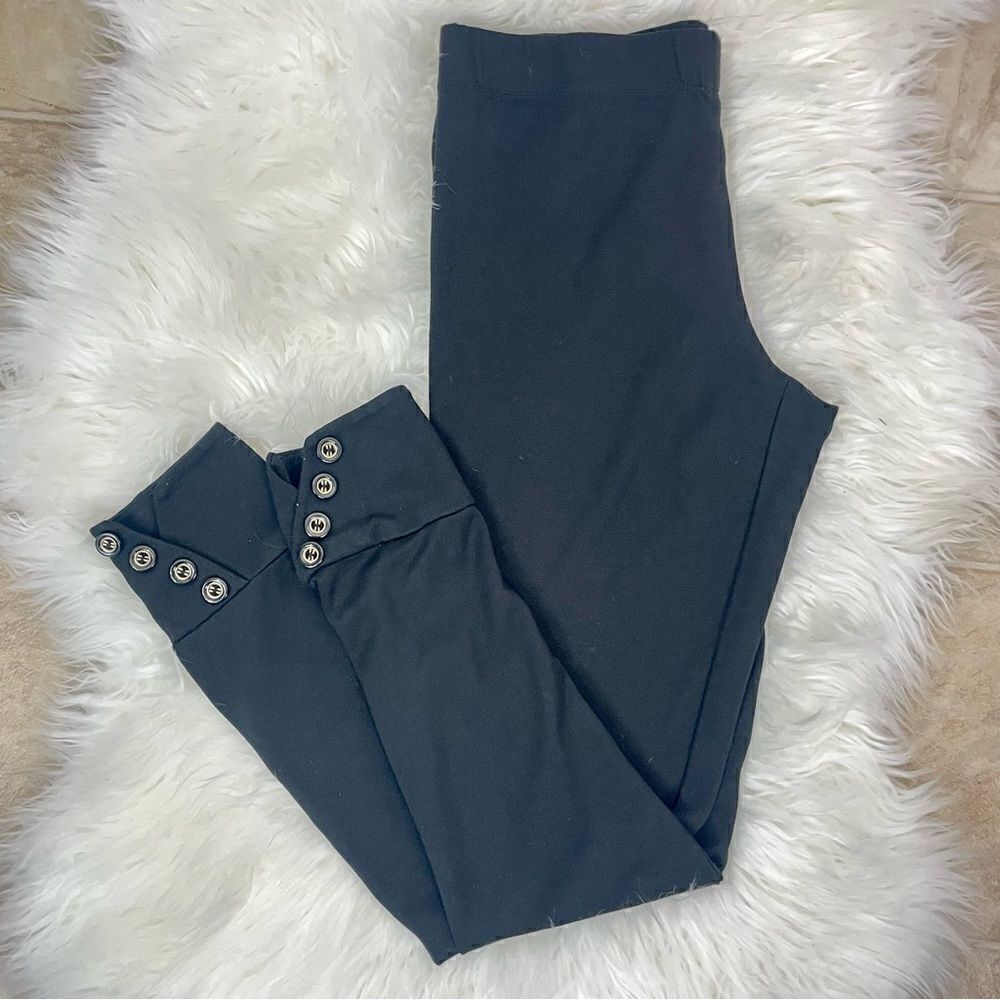 Trina Turk | Black leggings, button detail 2.0 skinny fit .